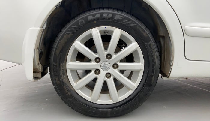 2012 Maruti SX4 ZDI, Diesel, Manual, 1,33,305 km, Right Rear Wheel