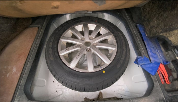 2012 Maruti SX4 ZDI, Diesel, Manual, 1,33,305 km, Spare Tyre