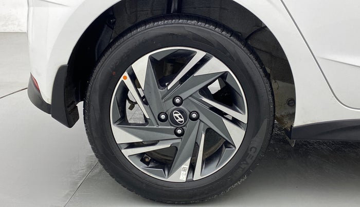 2022 Hyundai NEW I20 ASTA (O) 1.2 MT, Petrol, Manual, 19,783 km, Right Rear Wheel