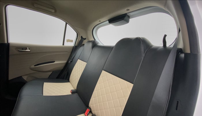 2018 Hyundai NEW SANTRO SPORTZ MT, Petrol, Manual, 26,239 km, Right Side Rear Door Cabin