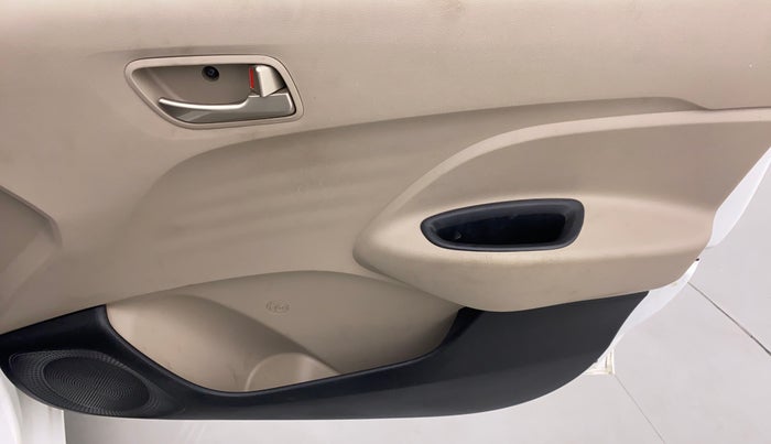 2018 Hyundai NEW SANTRO SPORTZ MT, Petrol, Manual, 26,239 km, Driver Side Door Panels Control