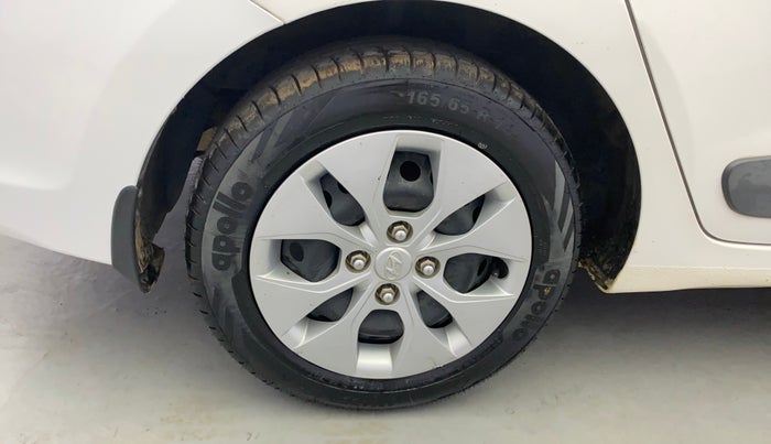 2014 Hyundai Xcent S 1.2, Petrol, Manual, 72,265 km, Right Rear Wheel
