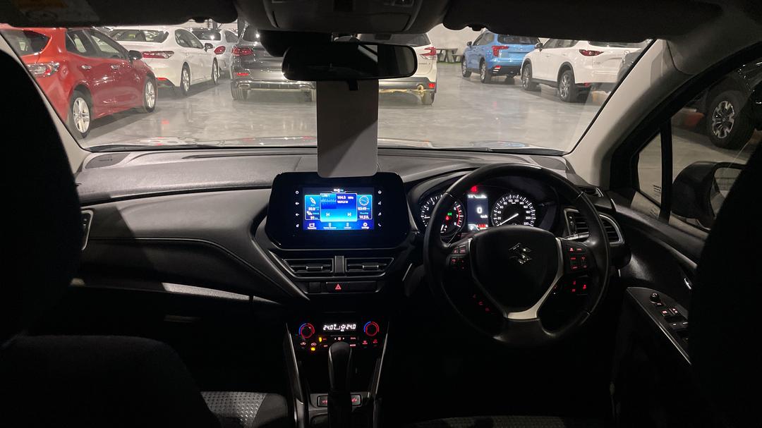 2023 Suzuki S-cross Plus 2WD, Automatic, 27110 km, Dashboard View