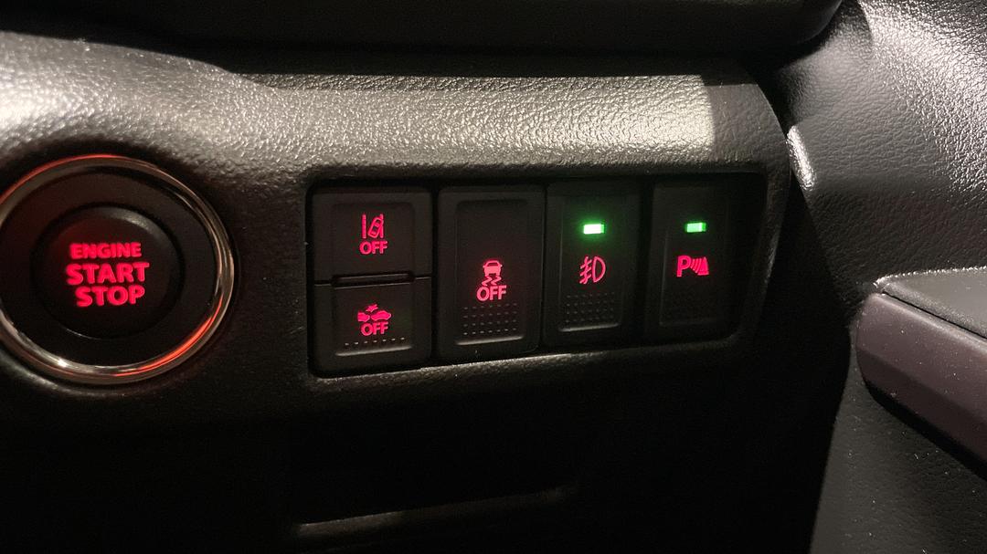 2023 Suzuki S-cross Plus 2WD, Automatic, 27110 km, Utility Switches/Buttons