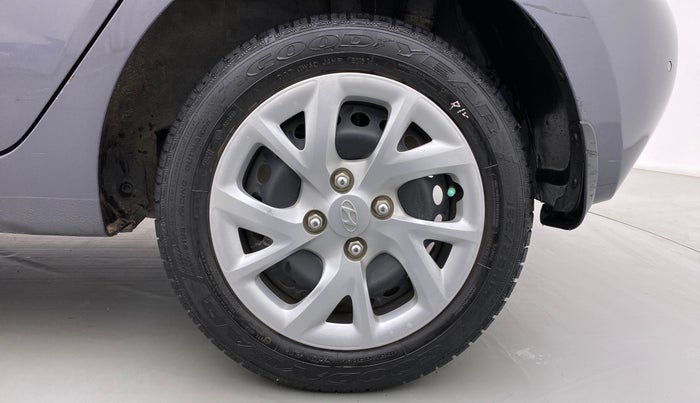 2017 Hyundai Grand i10 SPORTZ 1.2 KAPPA VTVT, Petrol, Manual, 36,038 km, Left Rear Wheel