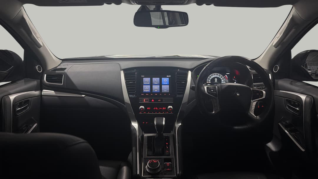 2022 Mitsubishi Pajero Sport Exceed (4WD) 7 Seat, Automatic, 49463 km, Dashboard View