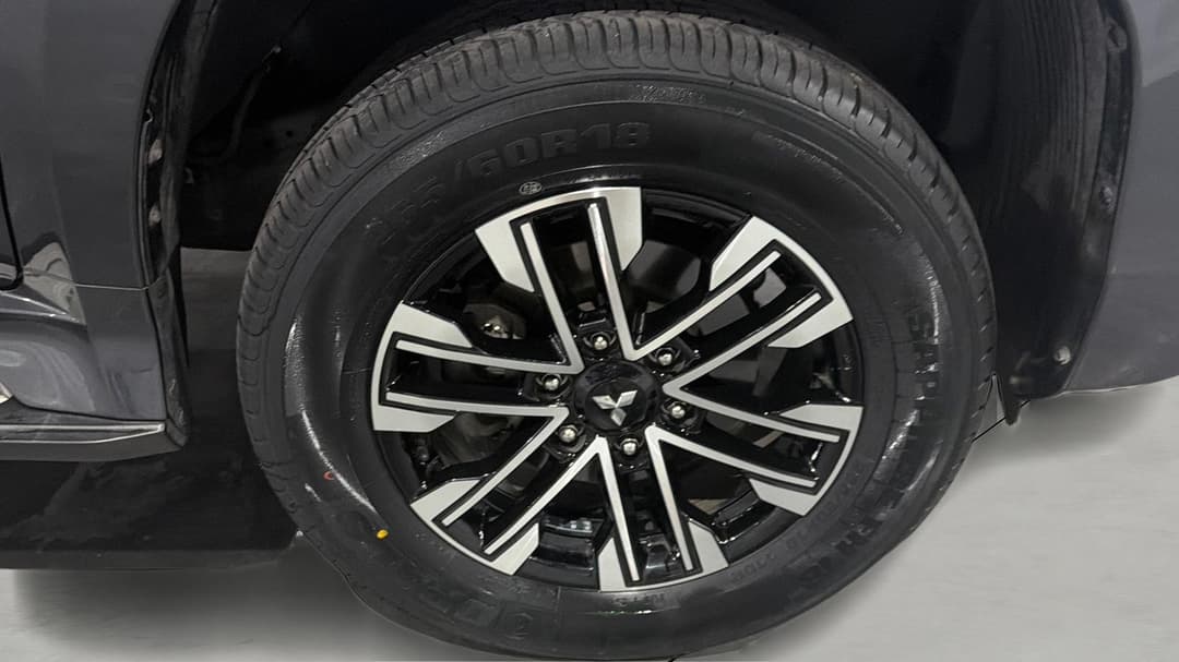 2022 Mitsubishi Pajero Sport Exceed (4WD) 7 Seat, Automatic, 49463 km, Right Front Wheel