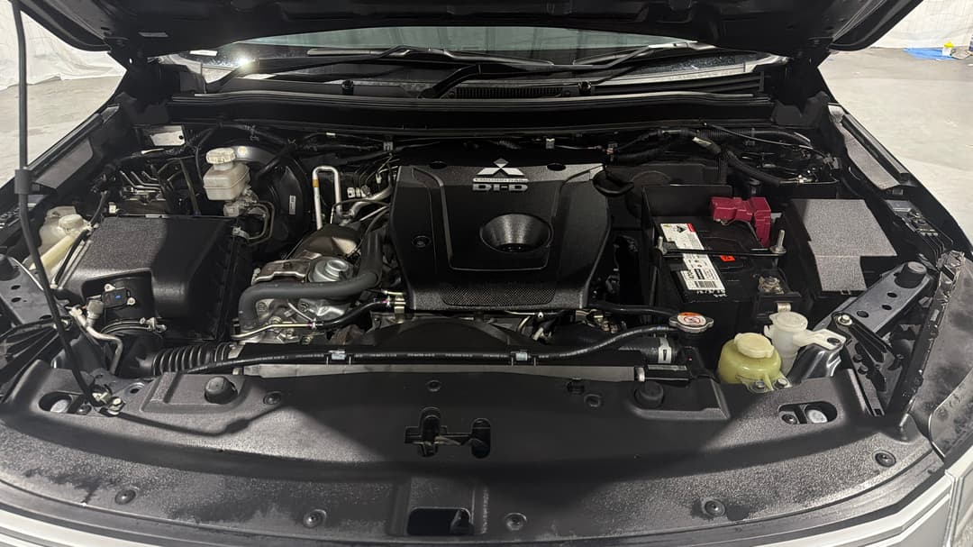 2022 Mitsubishi Pajero Sport Exceed (4WD) 7 Seat, Automatic, 49463 km, Open Bonnet (Engine)