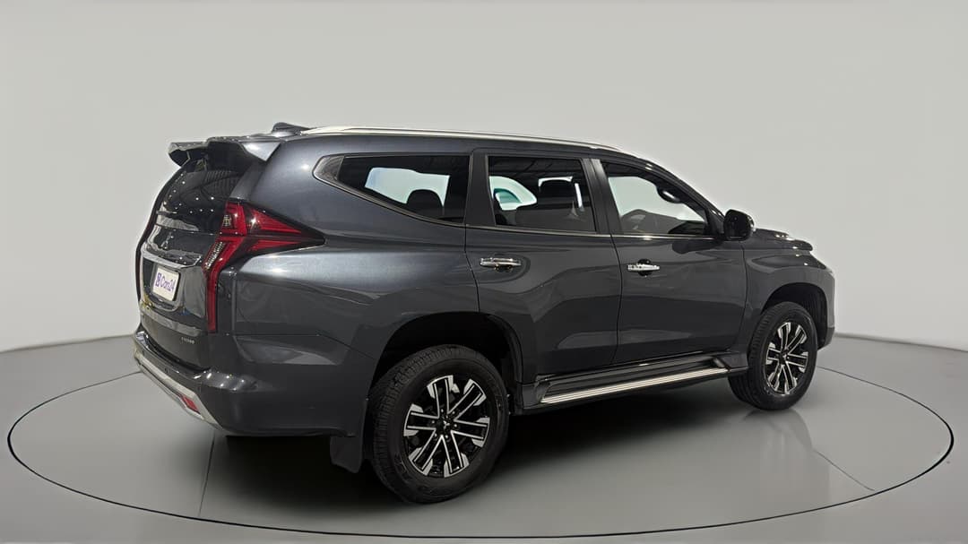 2022 Mitsubishi Pajero Sport Exceed (4WD) 7 Seat, Automatic, 49463 km, Right Back Diagonal (45- Degree) View