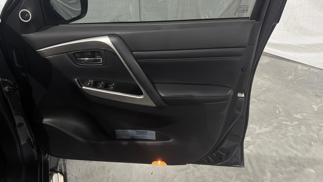 2022 Mitsubishi Pajero Sport Exceed (4WD) 7 Seat, Automatic, 49463 km, Speaker View