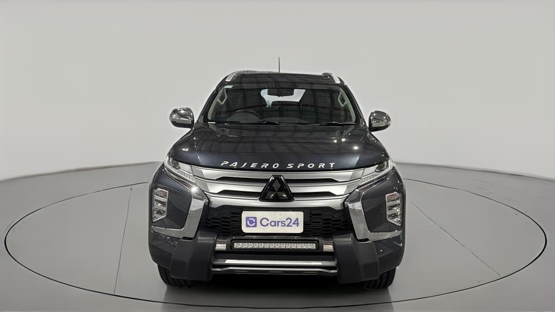 2022 Mitsubishi Pajero Sport Exceed (4WD) 7 Seat, Automatic, 49463 km, Front View