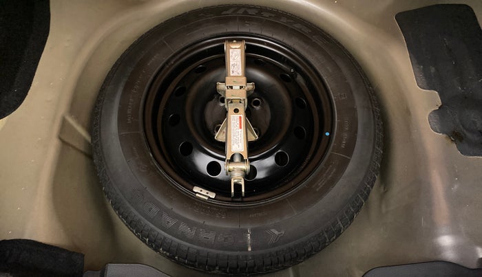 2016 Maruti Swift Dzire VXI, Petrol, Manual, 86,099 km, Spare Tyre