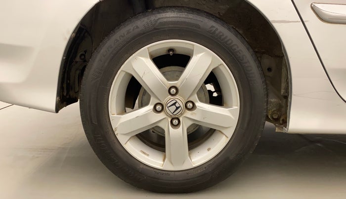 2011 Honda City 1.5L I-VTEC V MT, Petrol, Manual, 1,18,087 km, Right Rear Wheel