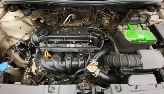 2015 Hyundai Verna FLUIDIC 4S 1.6 VTVT S, Petrol, Manual, 74,294 km, Open Bonet