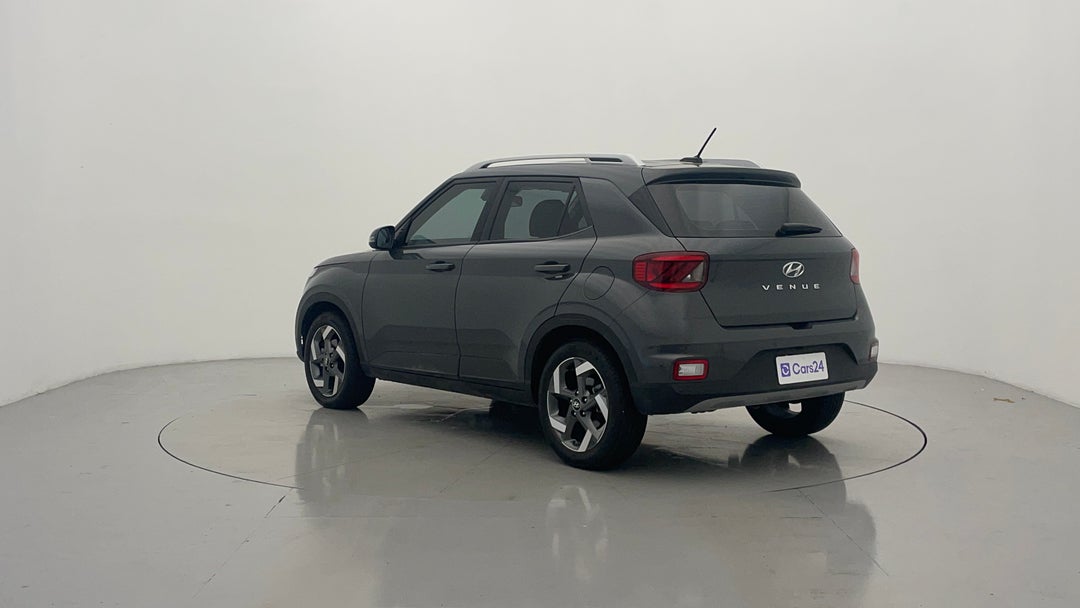 Left Back Diagonal (45- Degree) View