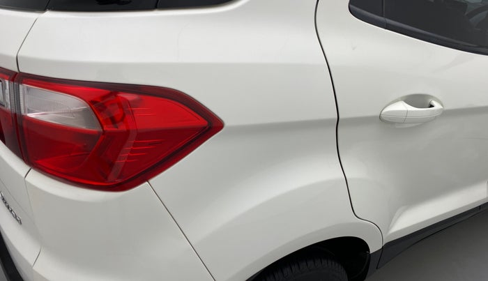 2018 Ford Ecosport 1.5 TITANIUM PLUS TI VCT AT, Petrol, Automatic, 38,232 km, Right quarter panel - Minor scratches