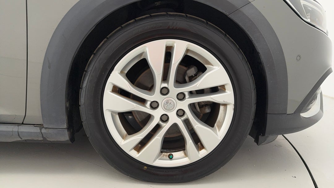 2017 Holden Calais Tourer, Automatic, 126265 km, Right Front Wheel