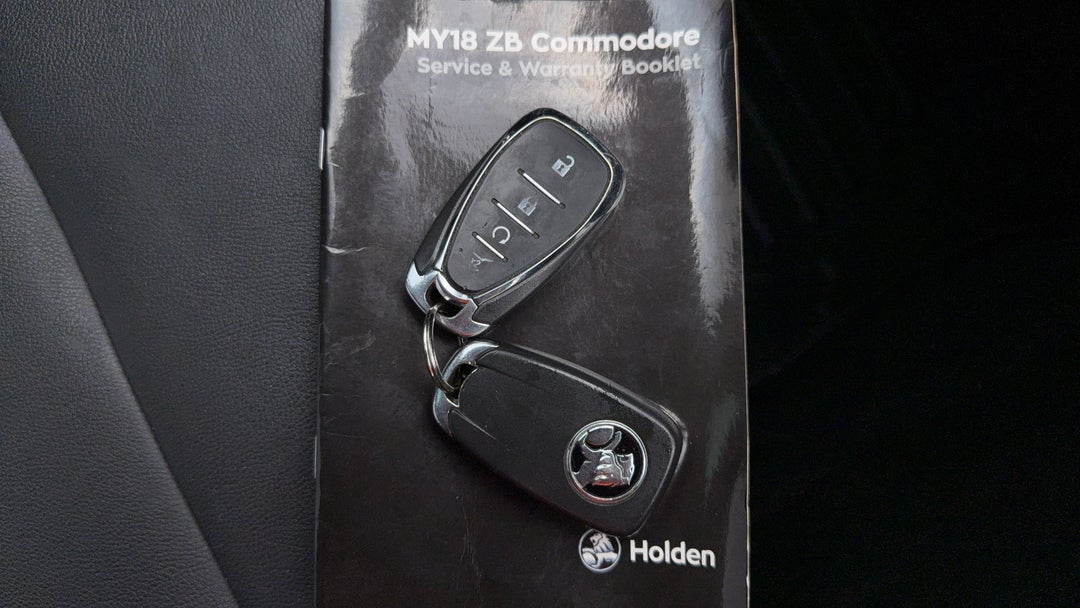 2017 Holden Calais Tourer, Automatic, 126265 km, Key Close-up