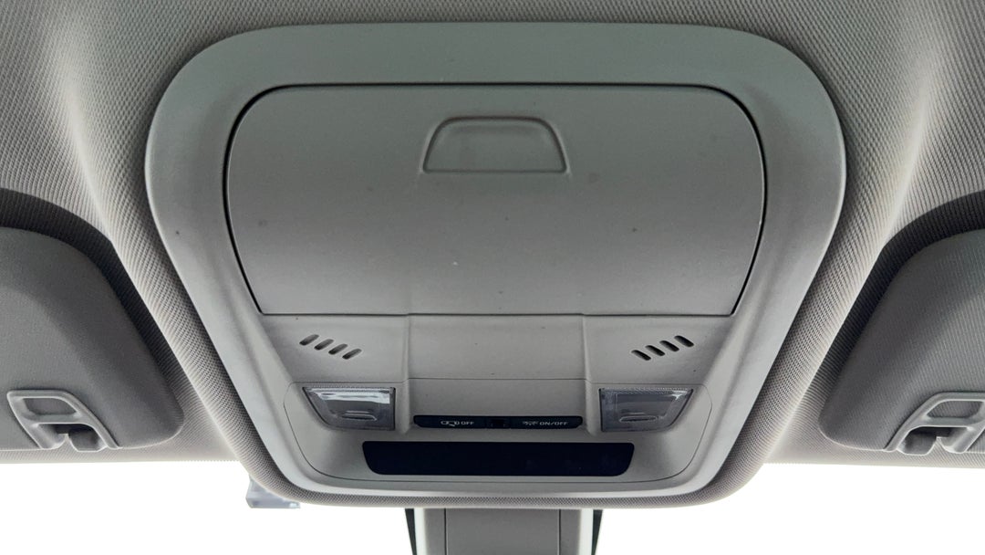 2017 Holden Calais Tourer, Automatic, 126265 km, On-Roof Controls/Sunglass holder