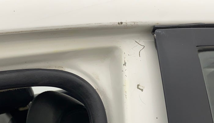 2017 Hyundai Verna 1.6 CRDI SX, Diesel, Manual, 1,22,496 km, Left B pillar - Minor scratches
