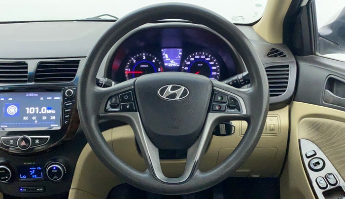 2017 Hyundai Verna 1.6 CRDI SX, Diesel, Manual, 1,22,496 km, Steering Wheel Close Up