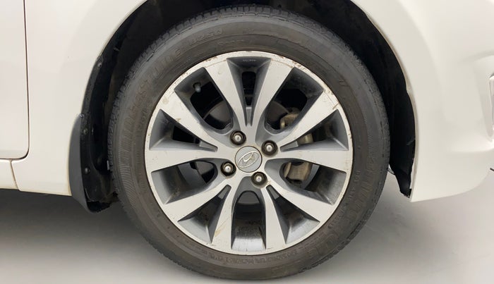 2017 Hyundai Verna 1.6 CRDI SX, Diesel, Manual, 1,22,496 km, Right Front Wheel
