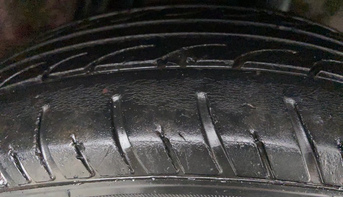 2014 Honda City S MT PETROL, Petrol, Manual, 69,437 km, Left Rear Tyre Tread