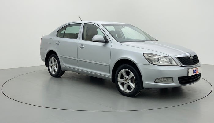 2012 Skoda Laura AMBIENTE 2.0 TDI CR AT, Diesel, Automatic, 1,04,705 km, Right Front Diagonal