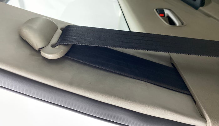 2017 Maruti Celerio VXI CNG OPT, CNG, Manual, 90,649 km, Driver seat - Retractor not working
