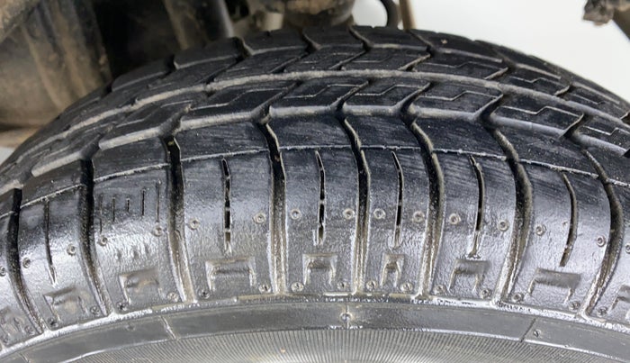 2018 Maruti Alto 800 LXI, Petrol, Manual, 15,964 km, Left Rear Tyre Tread