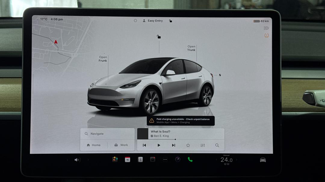 2022 Tesla Model Y Rear-wheel Drive, Automatic, 51099 km, Infotainment System