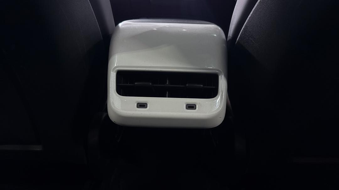 2022 Tesla Model Y Rear-wheel Drive, Automatic, 51099 km, Rear A/C Vent
