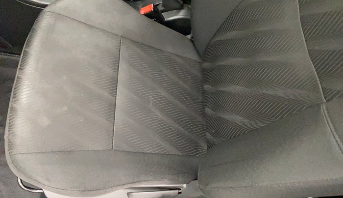2012 Maruti Swift VXI, Petrol, Manual, 65,969 km, Front left seat (passenger seat) - Cover slightly stained