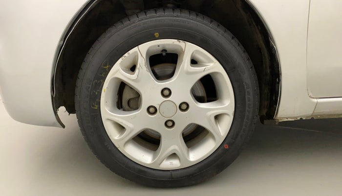 2013 Renault Pulse RXZ DIESEL, Diesel, Manual, 58,359 km, Left Front Wheel