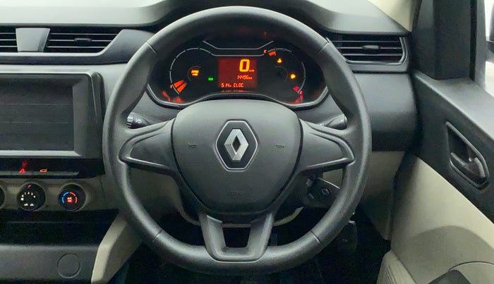 2020 Renault TRIBER RXE MT, Petrol, Manual, 14,600 km, Steering Wheel Close Up