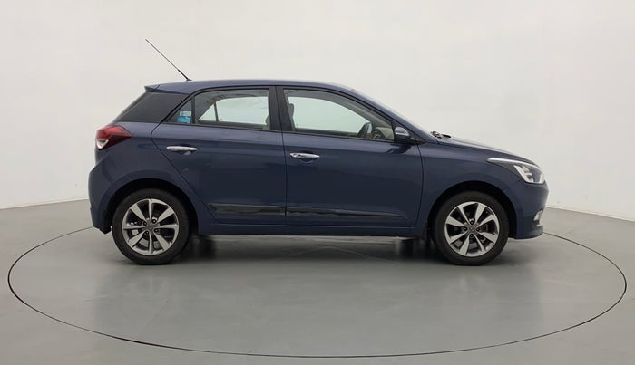 2015 Hyundai Elite i20 SPORTZ 1.2 (O), Petrol, Manual, 65,135 km, Right Side