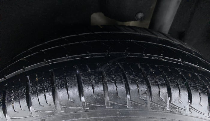 2016 Maruti Vitara Brezza VDI OPT, Diesel, Manual, Left Rear Tyre Tread