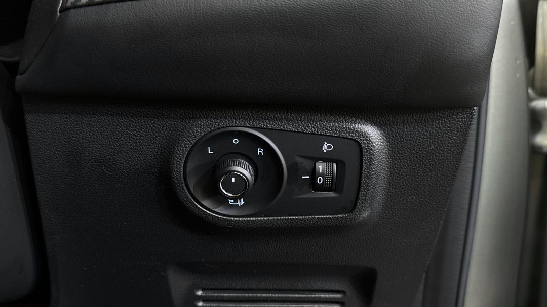 2022 MG Zst Vibe, Automatic, 59697 km, Utility Switches/Buttons