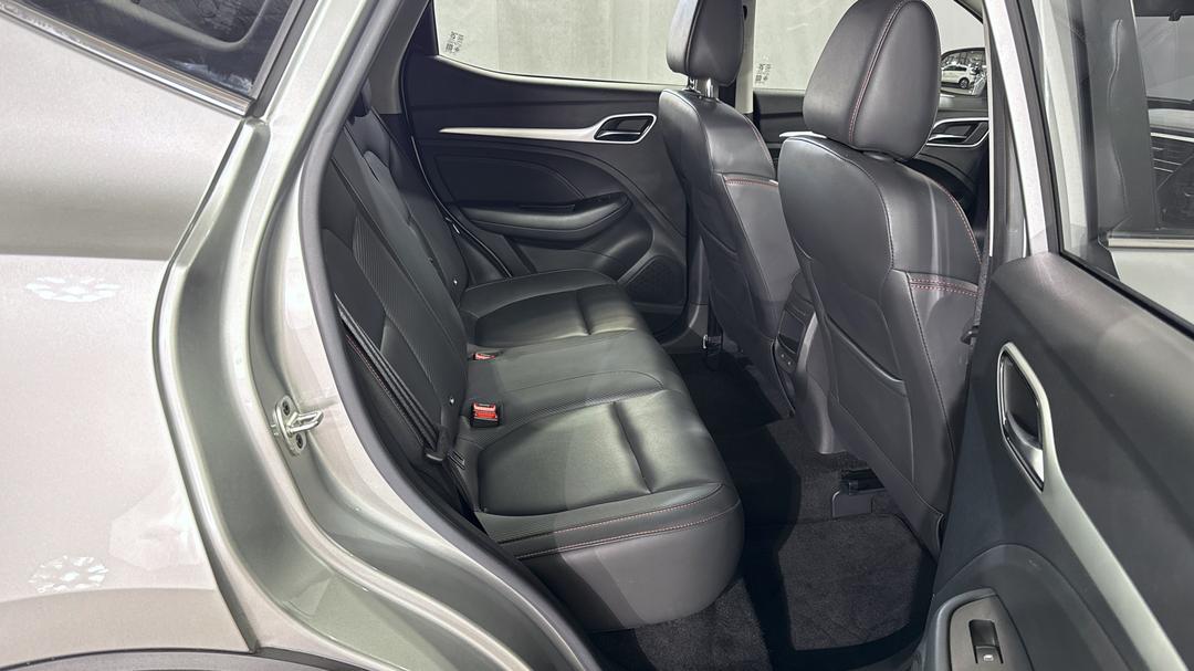 2022 MG Zst Vibe, Automatic, 59697 km, Right Side Rear Door Cabin View