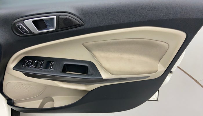 2020 Ford Ecosport 1.5 TITANIUM PLUS TI VCT AT, Petrol, Automatic, 14,293 km, Driver Side Door Panels Controls