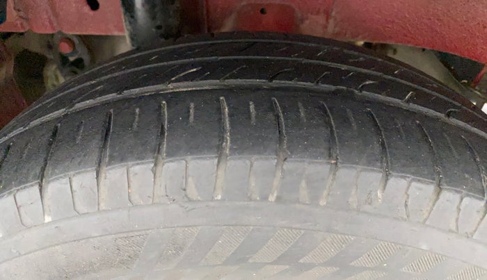 2018 Mahindra KUV 100 NXT K2 D 6S, Diesel, Manual, 66,014 km, Right Rear Tyre Tread