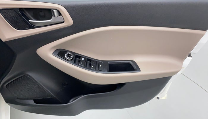 2016 Hyundai Elite i20 MAGNA 1.2, Petrol, Manual, Driver Side Door Panels Control