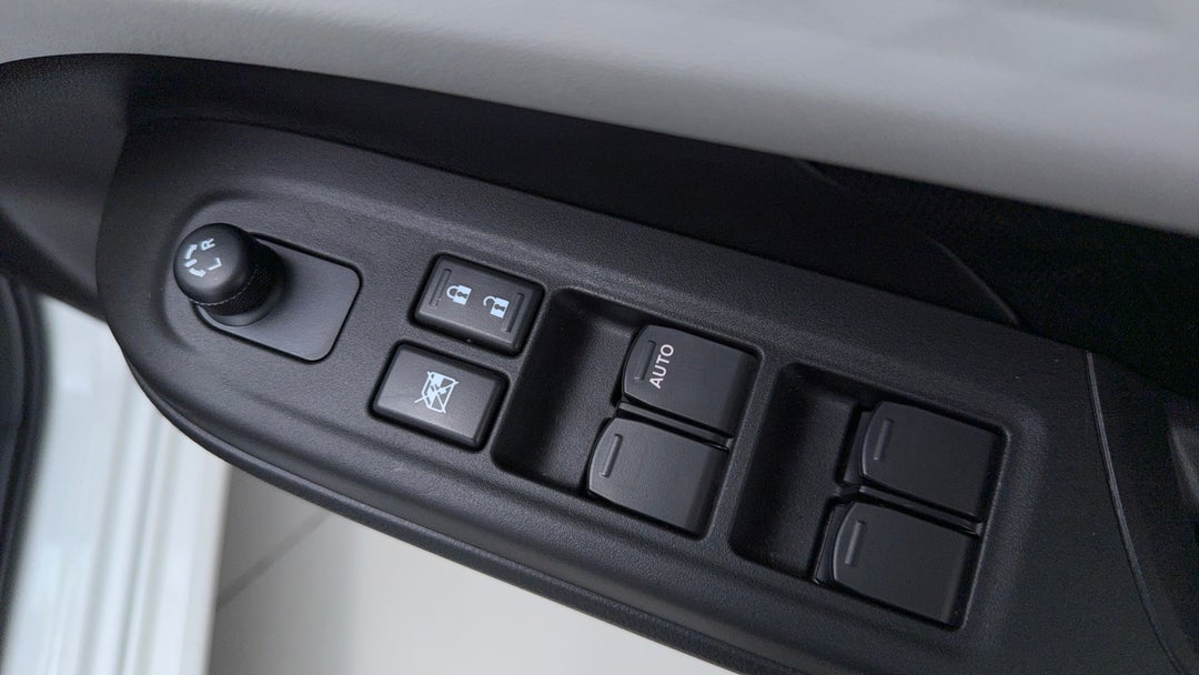 Drivers Side Door Panel Controls