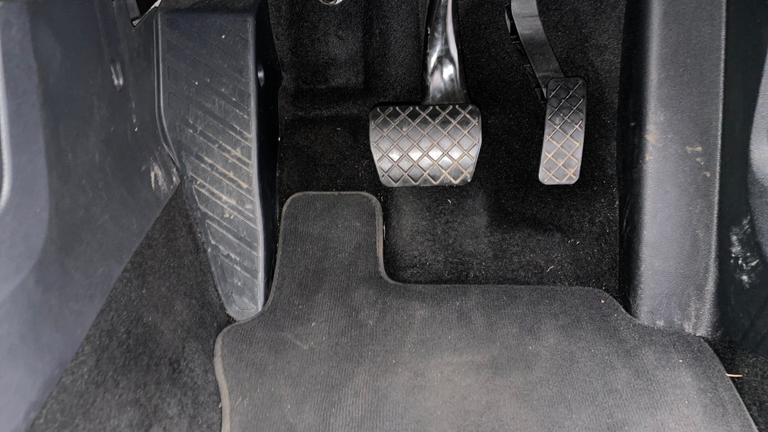 2023 Volkswagen T-roc Tsi110 Citylife, Automatic, 52973 km, Pedals and Footmat