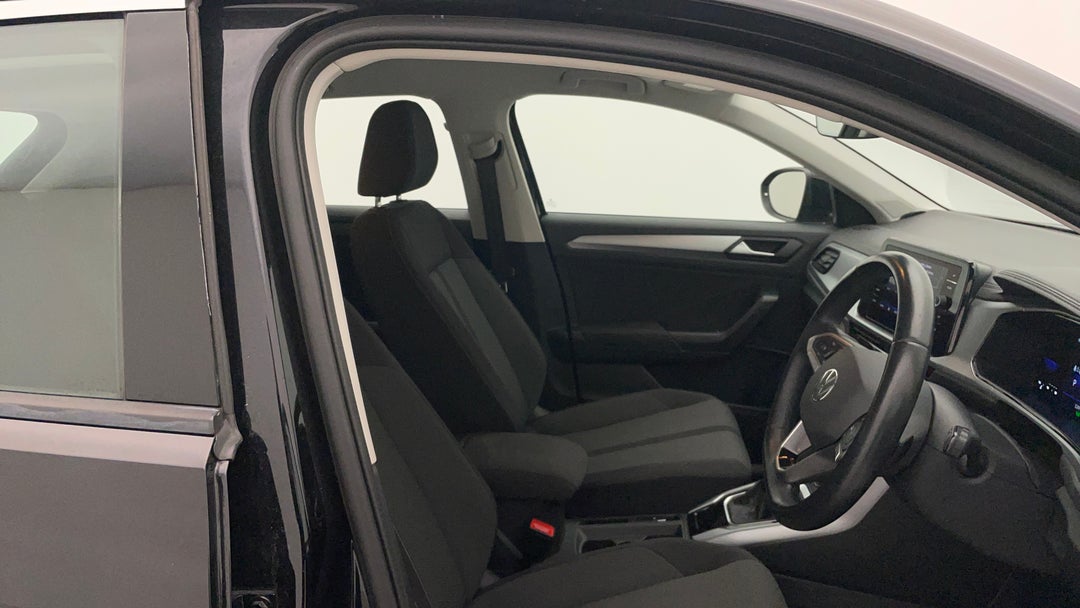 2023 Volkswagen T-roc Tsi110 Citylife, Automatic, 52973 km, Right Side Front Door Cabin View