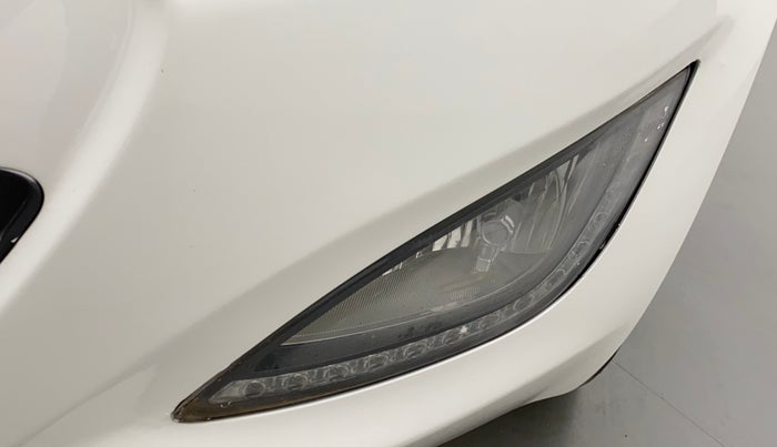 2014 Hyundai i20 SPORTZ 1.4 CRDI, Diesel, Manual, 75,921 km, Left headlight - Daytime running light not functional