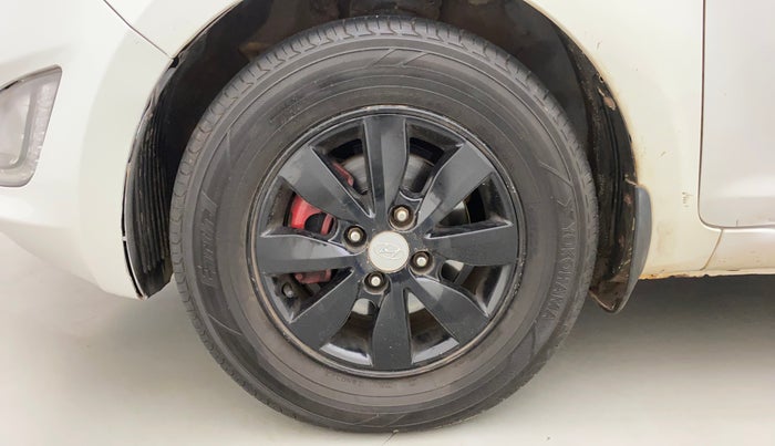 2014 Hyundai i20 SPORTZ 1.4 CRDI, Diesel, Manual, 75,921 km, Left Front Wheel