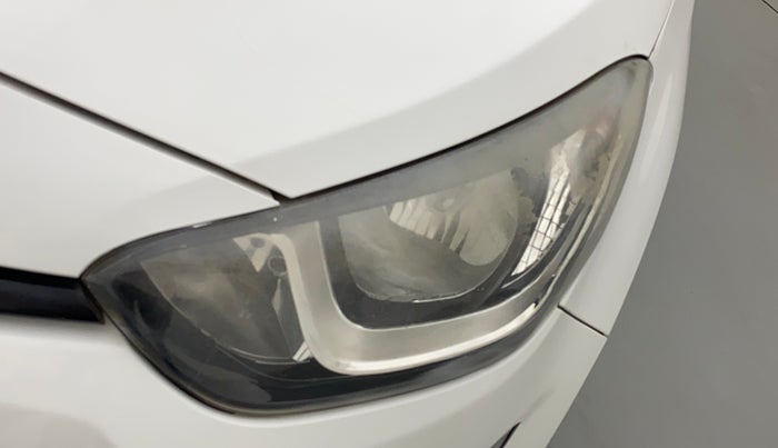 2014 Hyundai i20 SPORTZ 1.4 CRDI, Diesel, Manual, 75,921 km, Left headlight - Faded