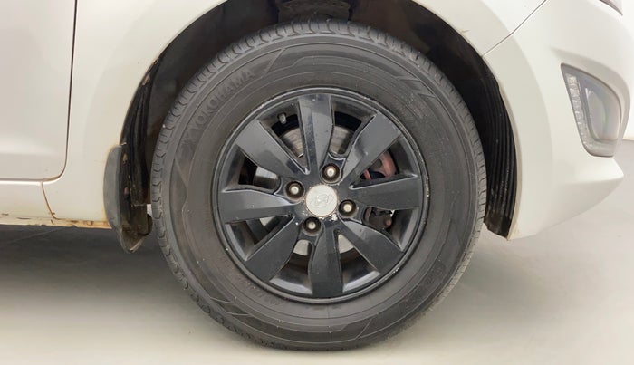 2014 Hyundai i20 SPORTZ 1.4 CRDI, Diesel, Manual, 75,921 km, Right Front Wheel