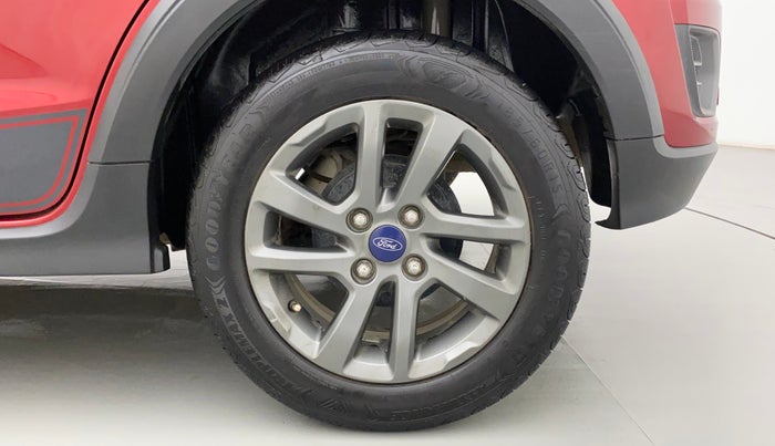 2018 Ford FREESTYLE TITANIUM 1.2 PETROL, Petrol, Manual, 49,824 km, Left Rear Wheel